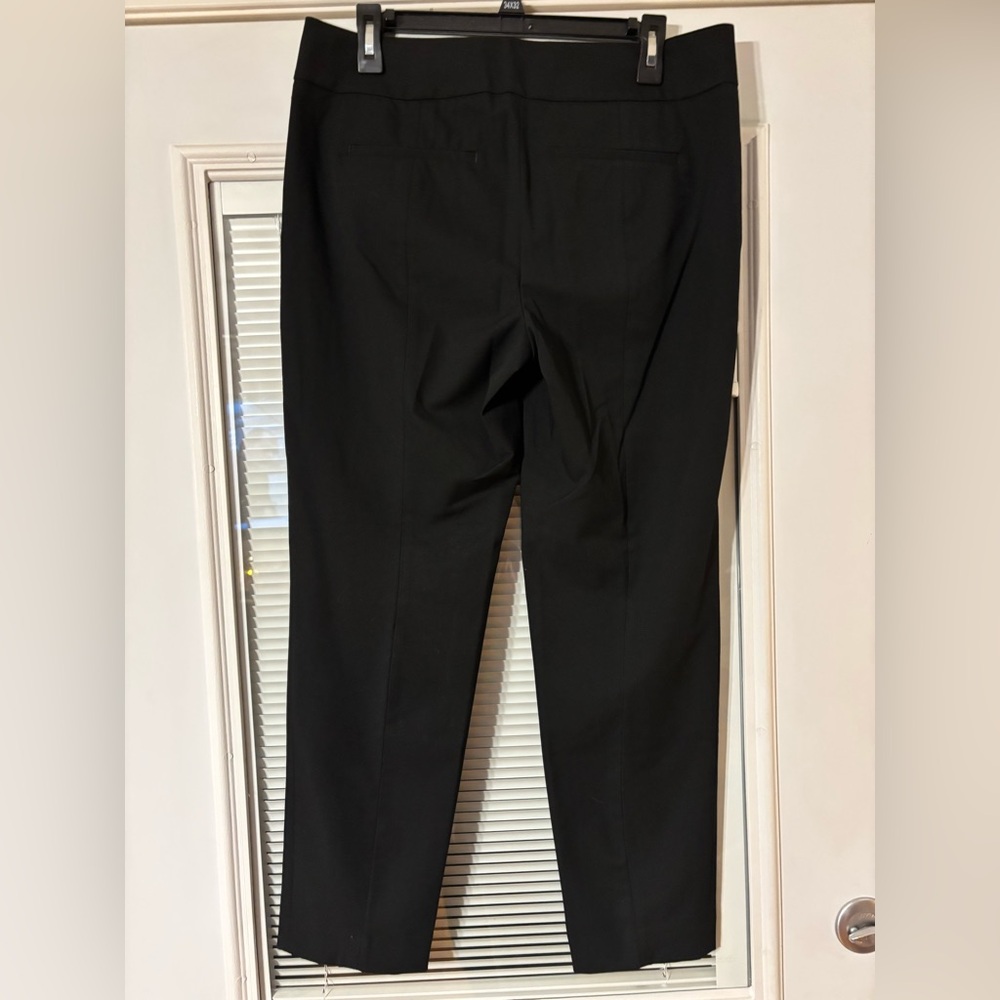 LOFT Women's Black Straight Leg Pants - Picture 2 of 8